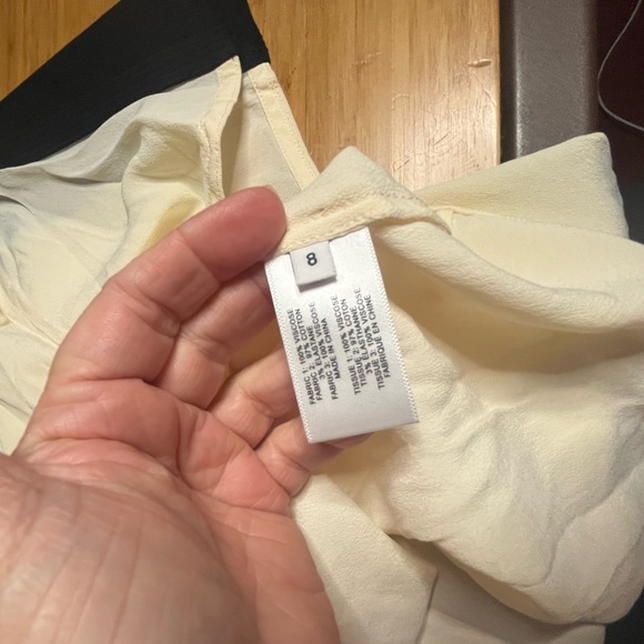 NWT PROENZA SCHOULER-Bicolor Draped Crepe Top In Ercu and Black. Size 8 - Picture 6 of 8